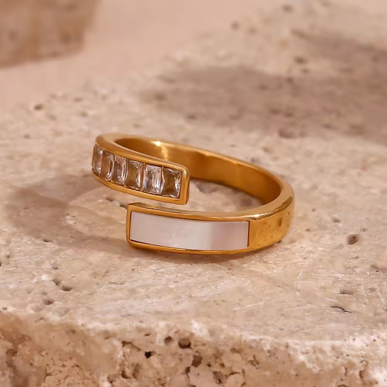 Maya Ring