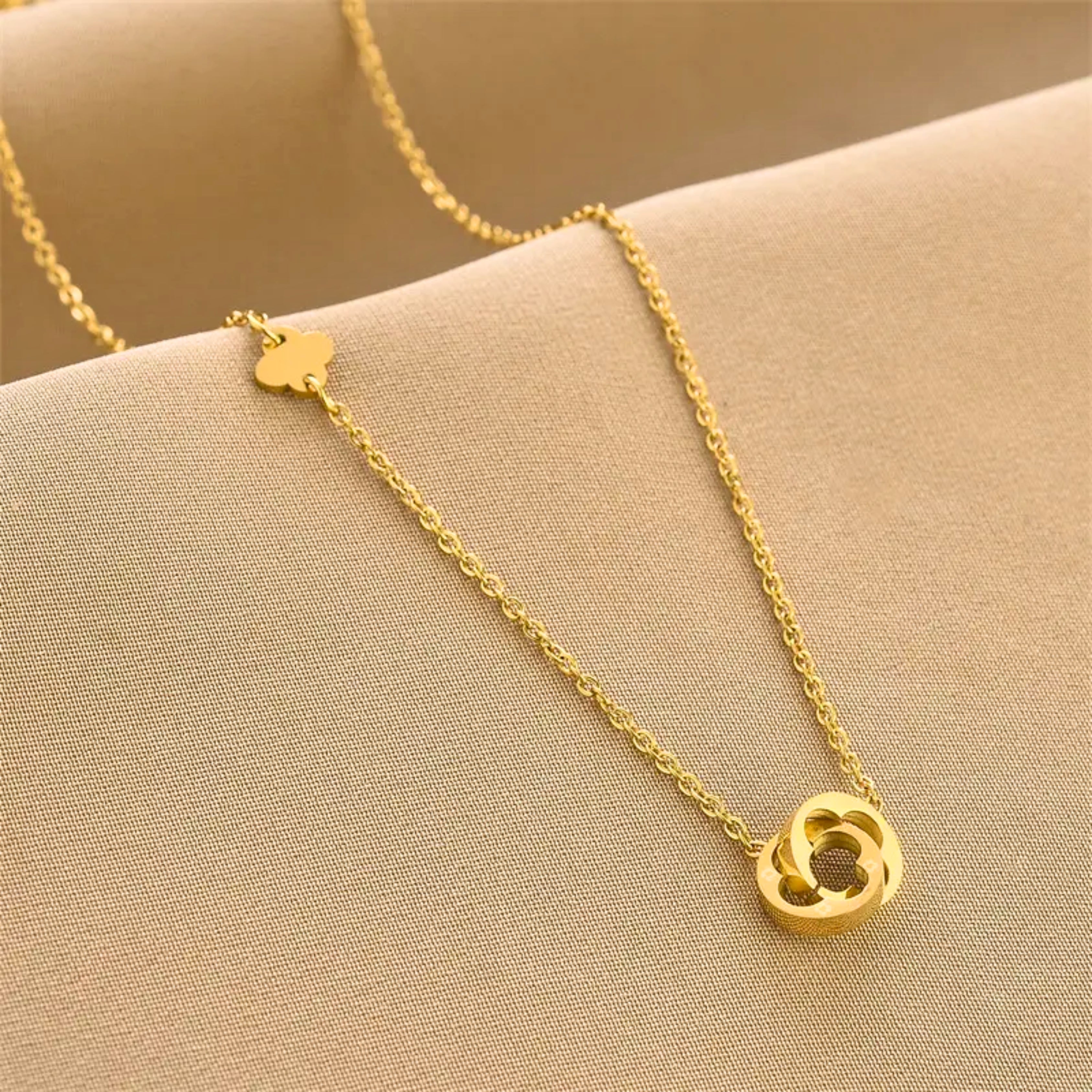 Clara Double Clover Necklace