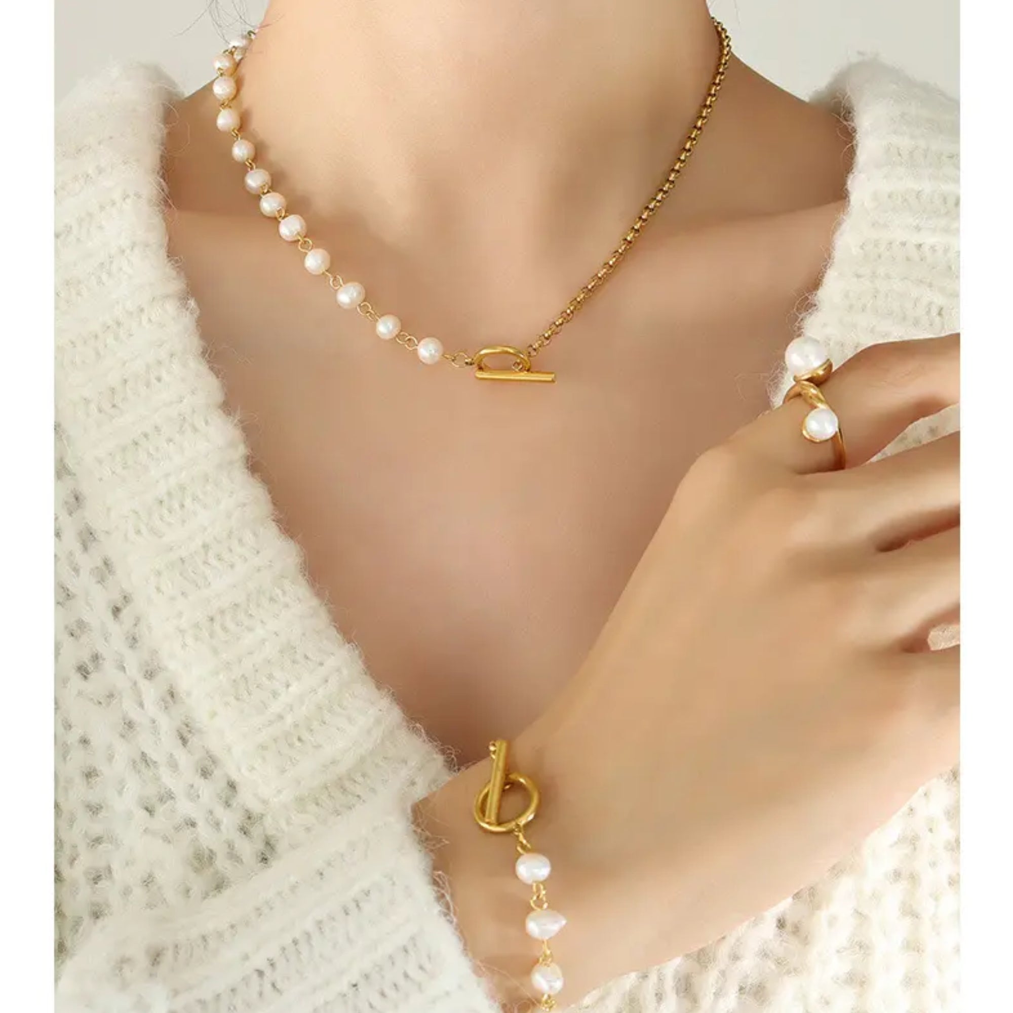 Estela Necklace & Bracelet Set