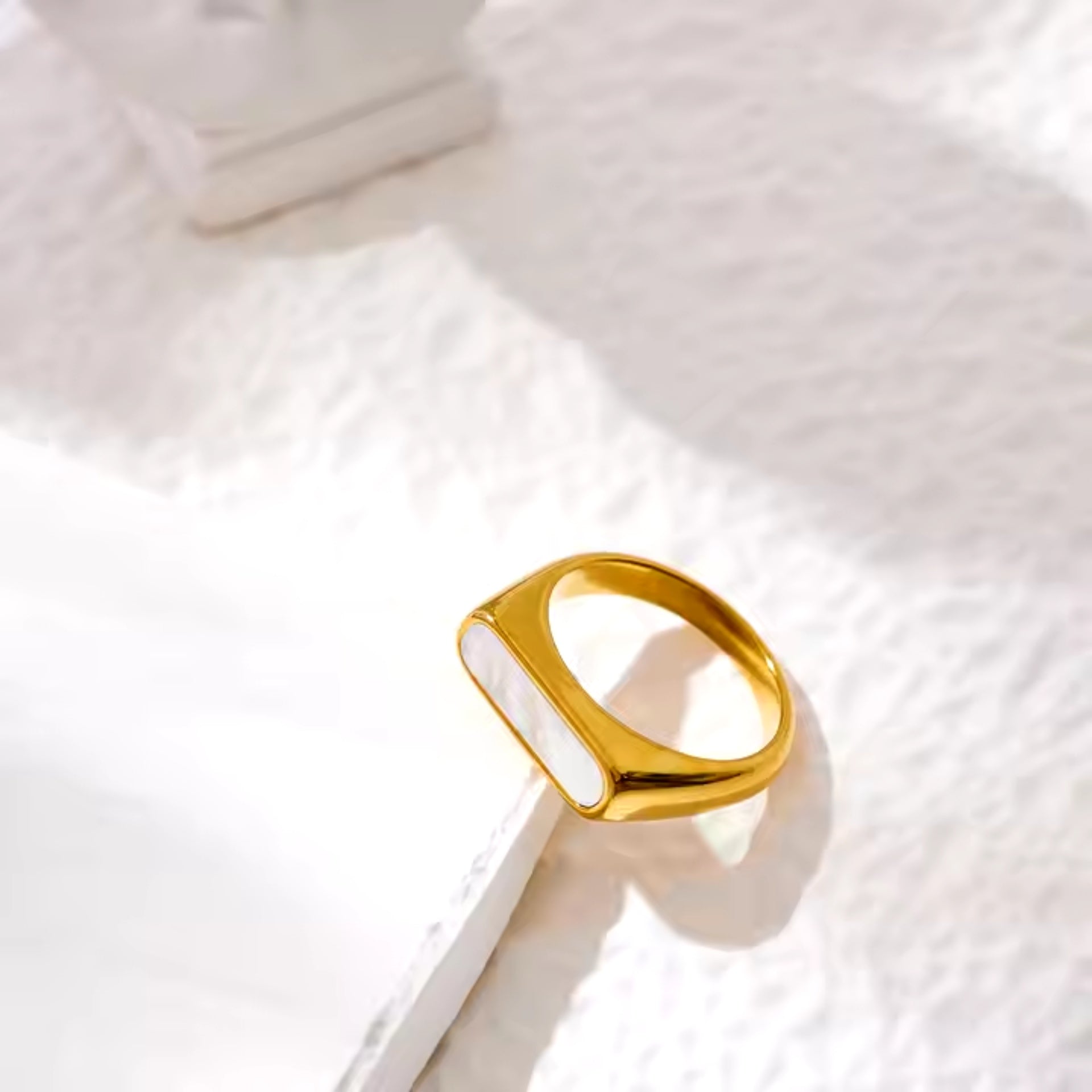 Amara Pearl Ring