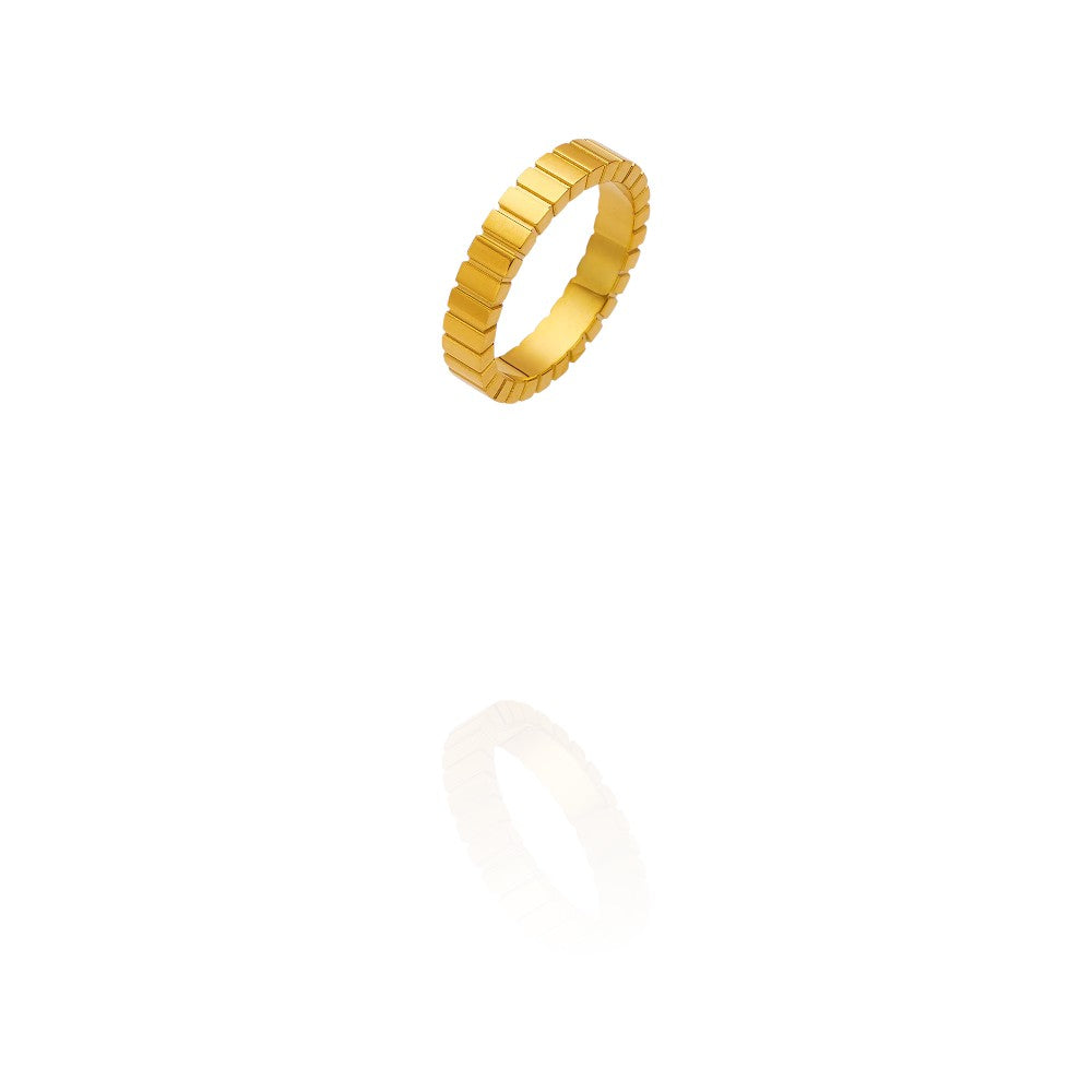 Lucia Ring