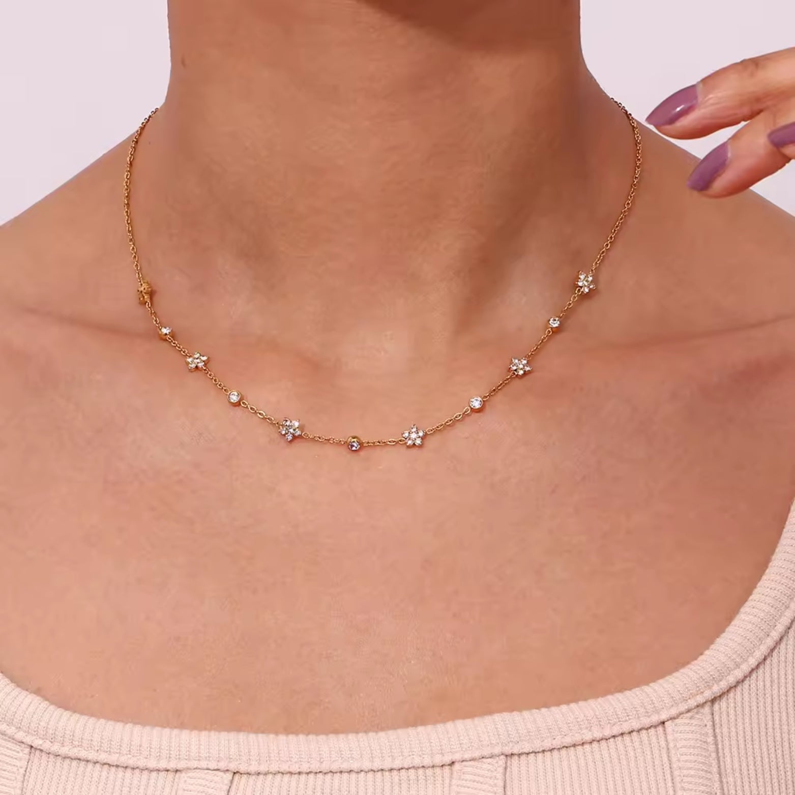 Lila | Zircon Flower Necklace