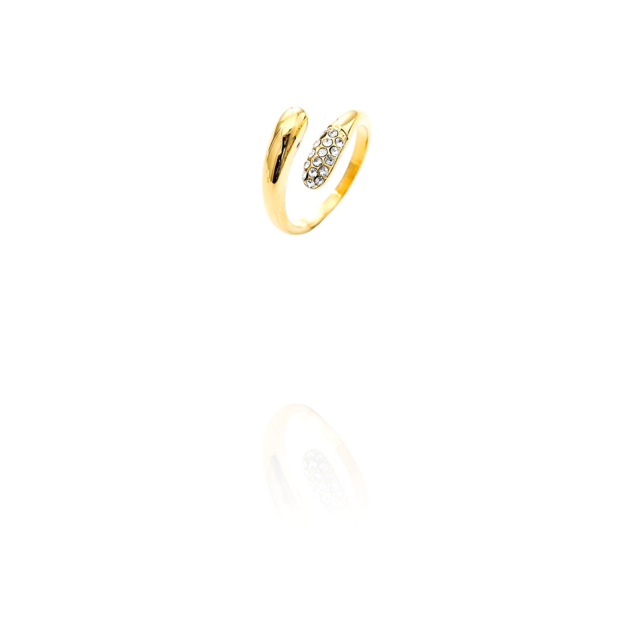 Lola Water Drop Ring
