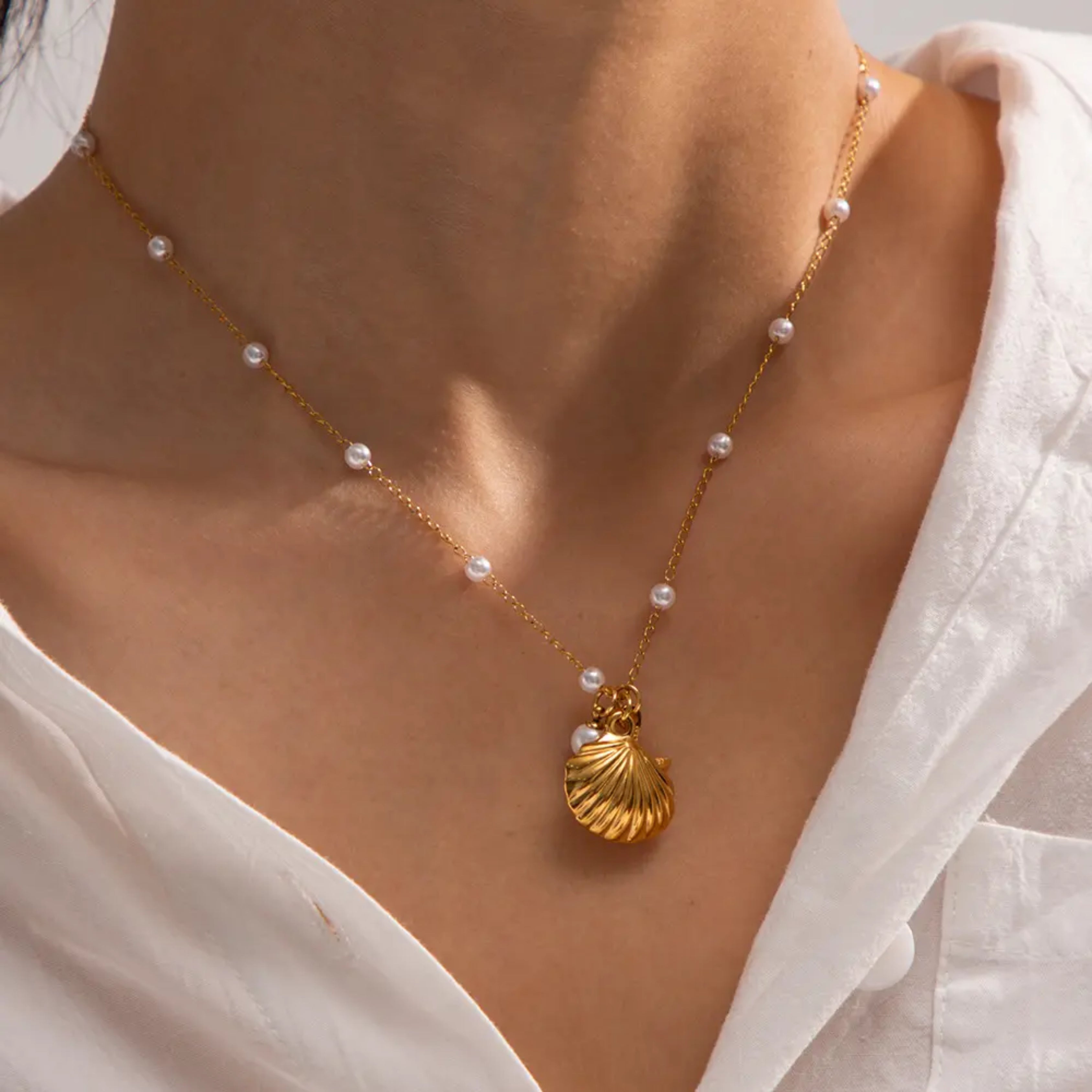 Isla Pearl & Seashell Charm Necklace