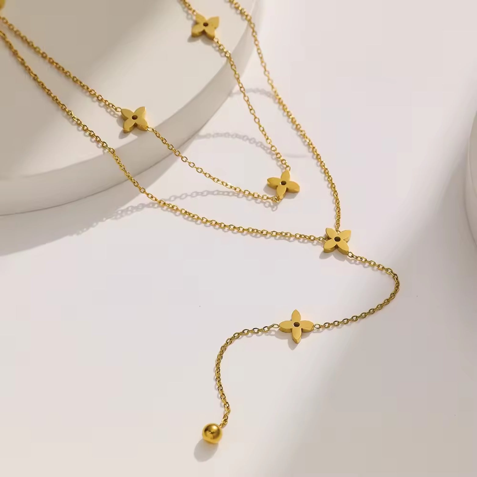 Klara | Multilayer Clover Necklace