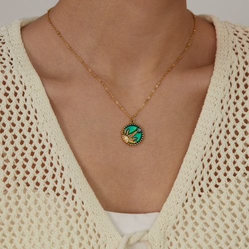 Maris Pendant