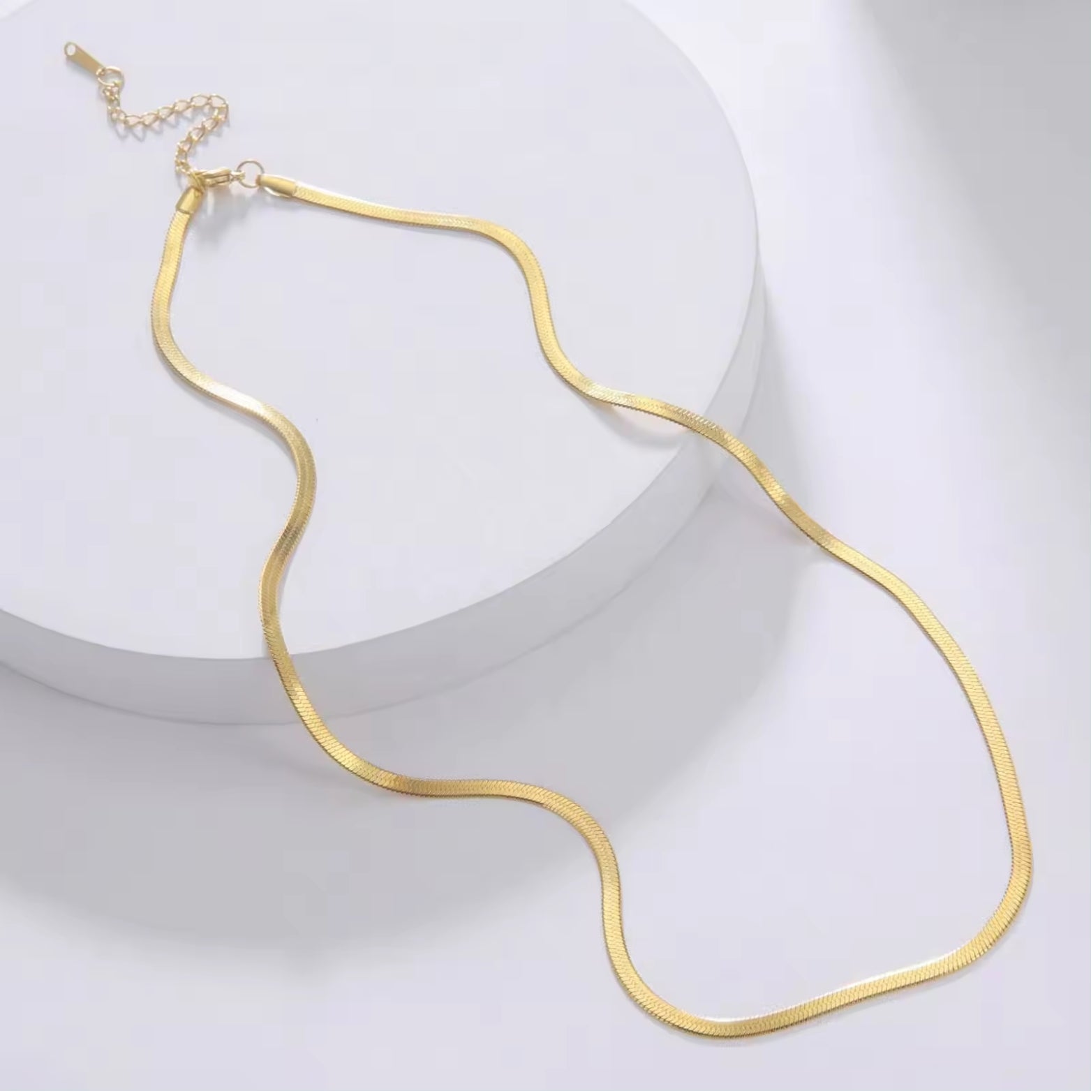 Lydia | Herringbone Necklace